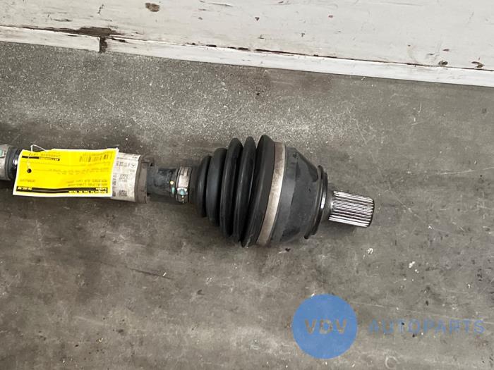 Os napedowa lewy przód Mercedes GLA