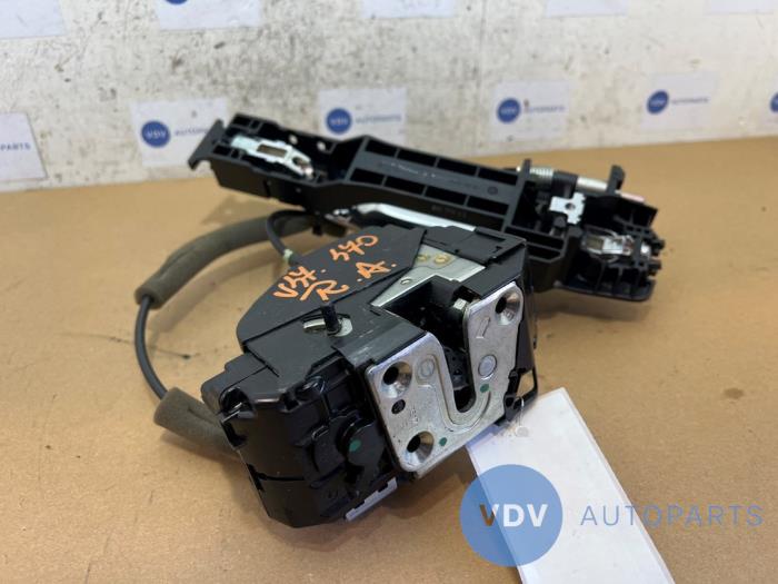 Deurslot Mechaniek 4Deurs rechts-achter Mercedes X-Klasse