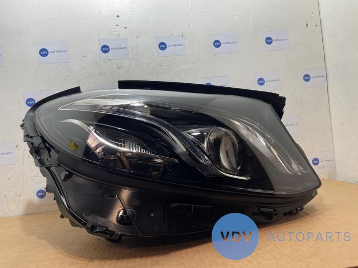 Headlight, right Mercedes E-Klasse