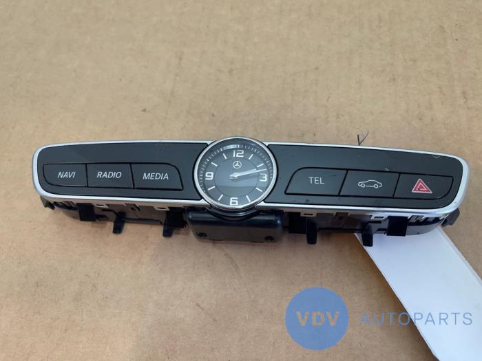 Sterowanie komputera pokladowego Mercedes E-Klasse