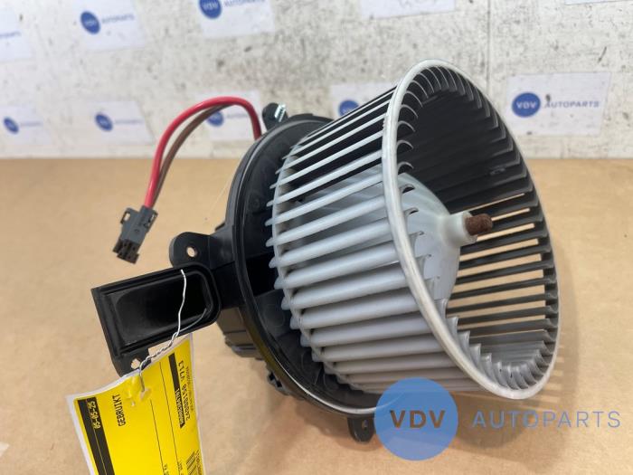 Heating and ventilation fan motor Mercedes Vito