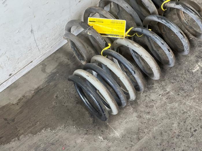 Ressort de flexion arrière Mercedes X-Klasse