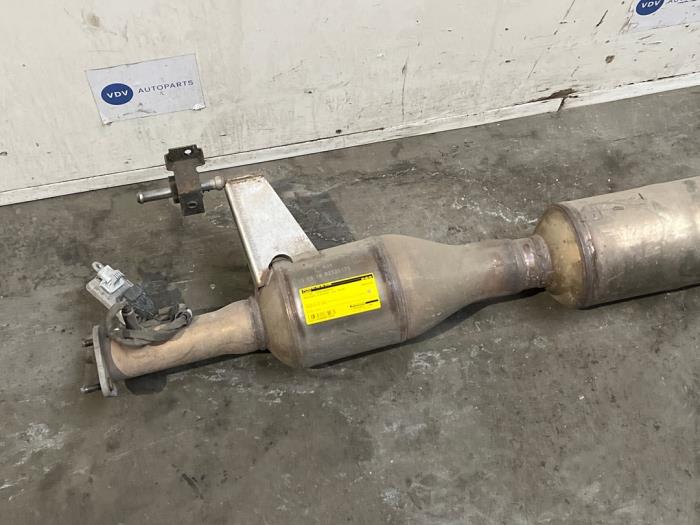 Echappement silencieux central Mercedes X-Klasse