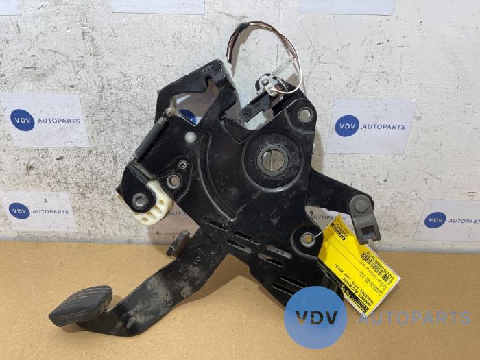 Mechanizm hamulca recznego Mercedes Vito