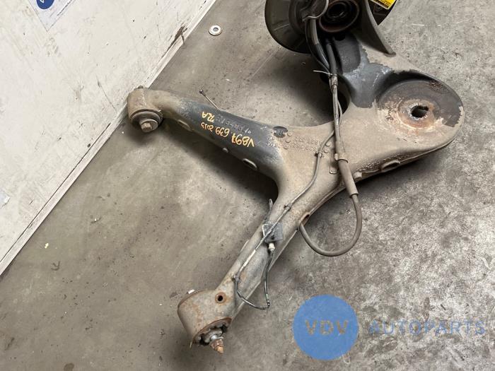 Achsschenkel rechts hinten Mercedes Vito