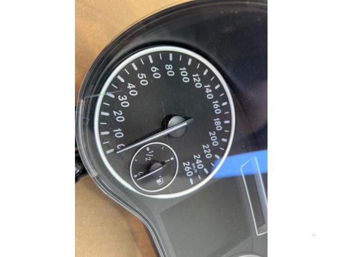 Licznik kilometrów KM Mercedes A-Klasse