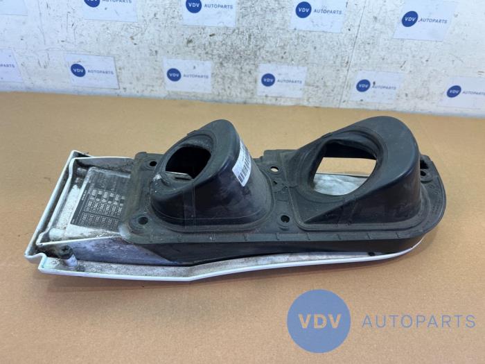 Pokrywa wlewu paliwa Mercedes Vito