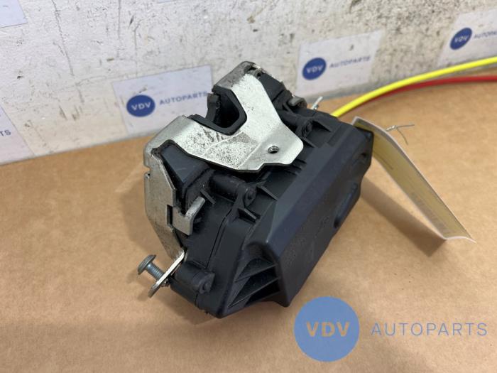 Mecanismo de cierre del portón trasero Mercedes E-Klasse