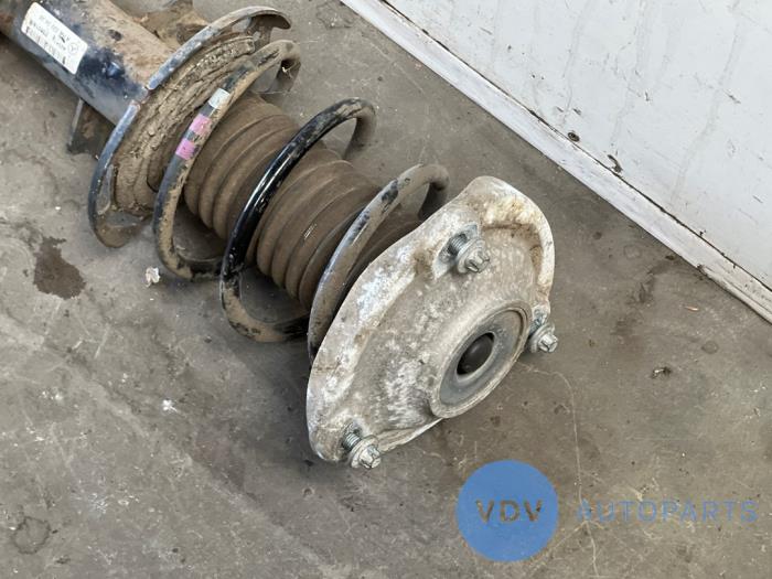 Stoßdämpfer links vorne Mercedes SLK