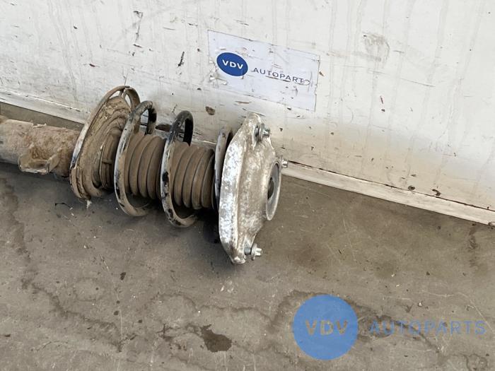 Stoßdämpfer links vorne Mercedes SLK