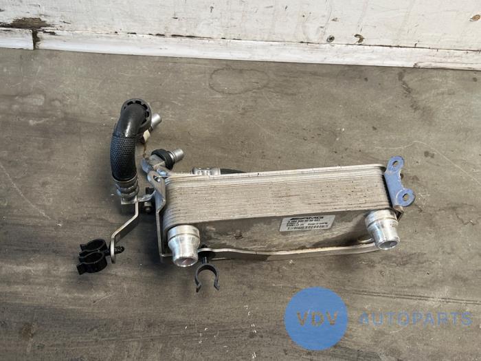 Refroidisseur d&#039;huile Mercedes E-Klasse