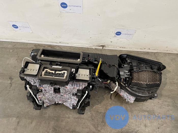 Heater housing Mercedes E-Klasse