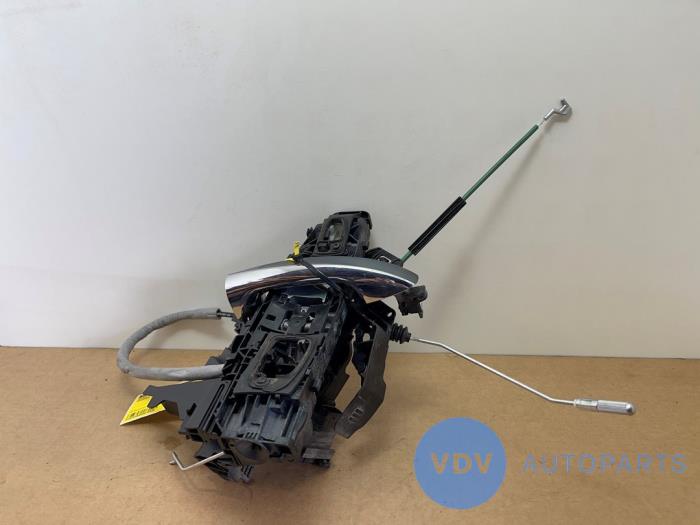 Door lock mechanism 4-door, front left Mercedes E-Klasse