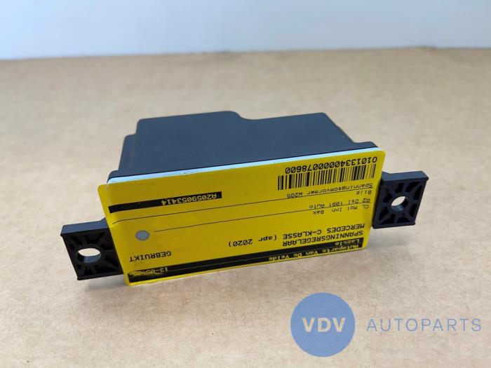 Voltage regulator Mercedes C-Klasse