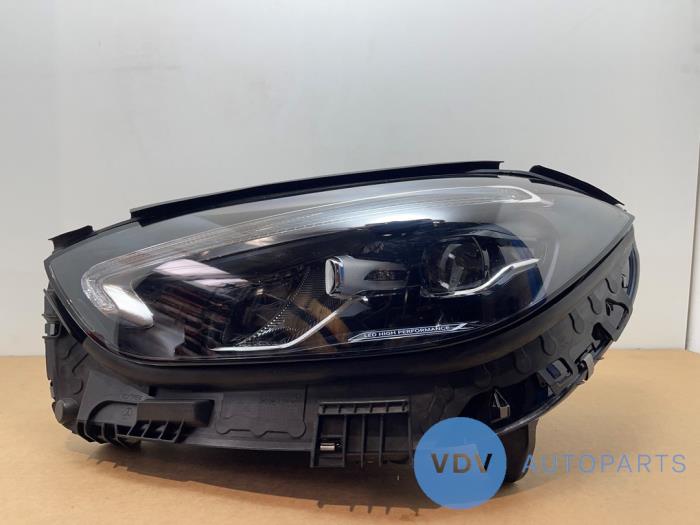 Headlight, left Mercedes C-Klasse