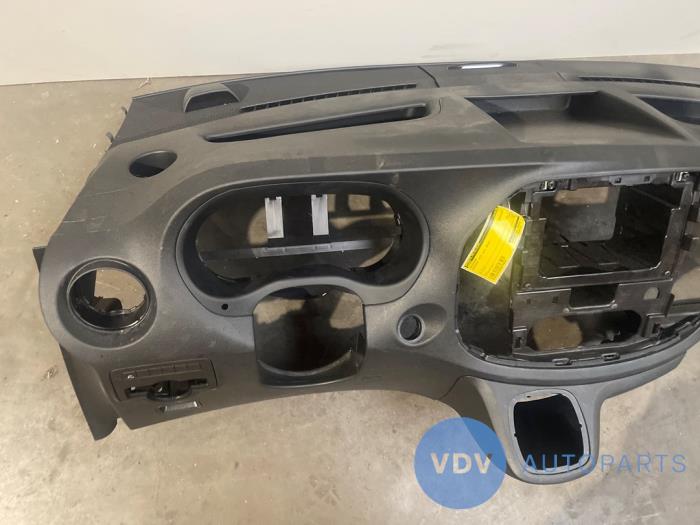 Tableau de bord Mercedes Vito