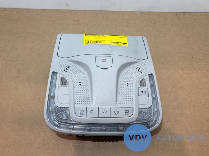 Eclairage intérieur avant Mercedes Vito