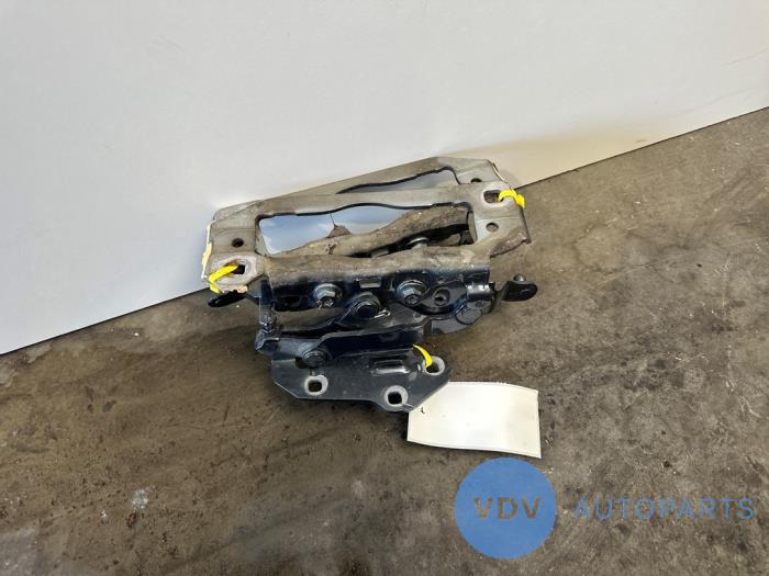 Charnière capot Mercedes CLS-Klasse