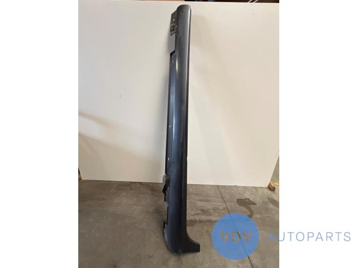 Sill, left Mercedes CLS-Klasse
