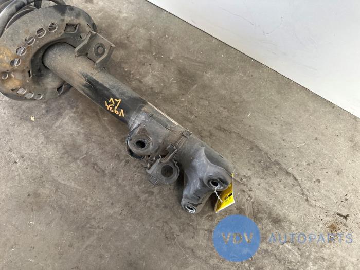 Fronts shock absorber, left Mercedes CLS-Klasse