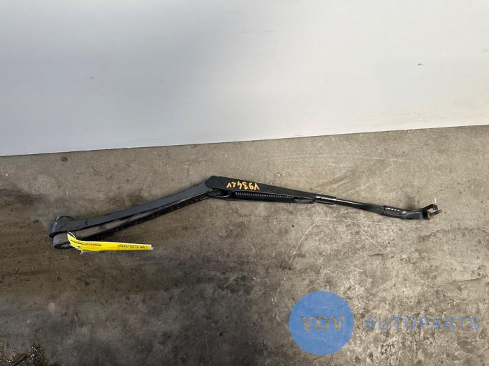 Front wiper arm Mercedes CLS-Klasse