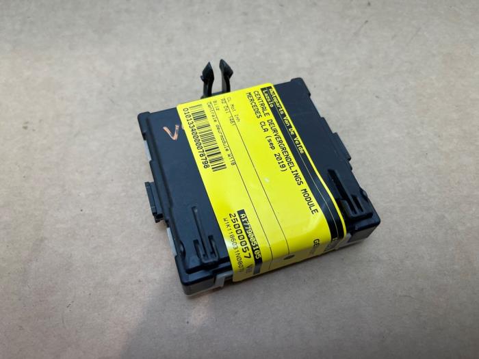 Central door locking module Mercedes CLA