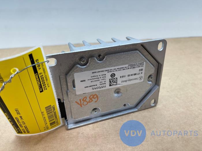 Radioverstärker Mercedes CLA