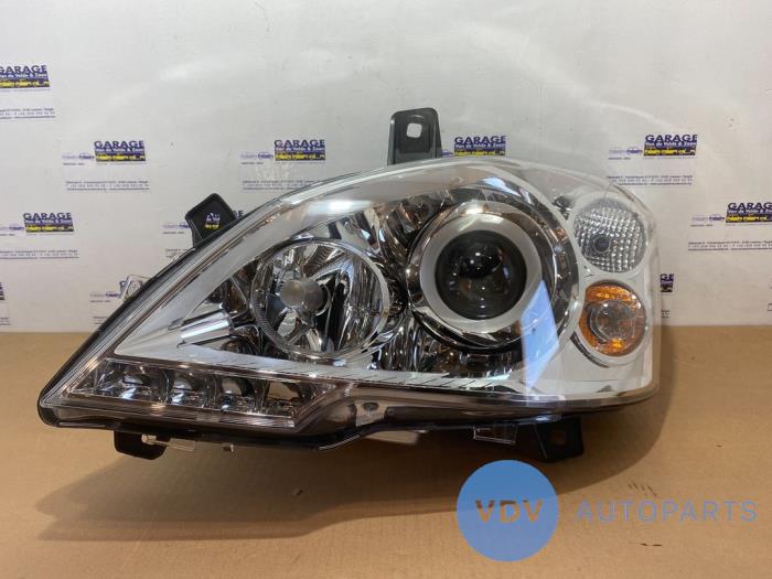 Headlight, left Mercedes Viano