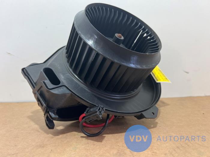 Silnik wentylatora nagrzewnicy Mercedes Sprinter