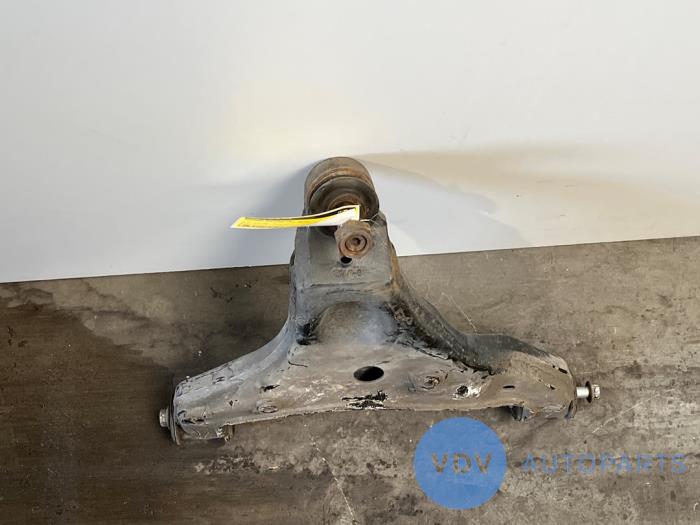 Wahacz zawieszenia prawy przód Mercedes Sprinter