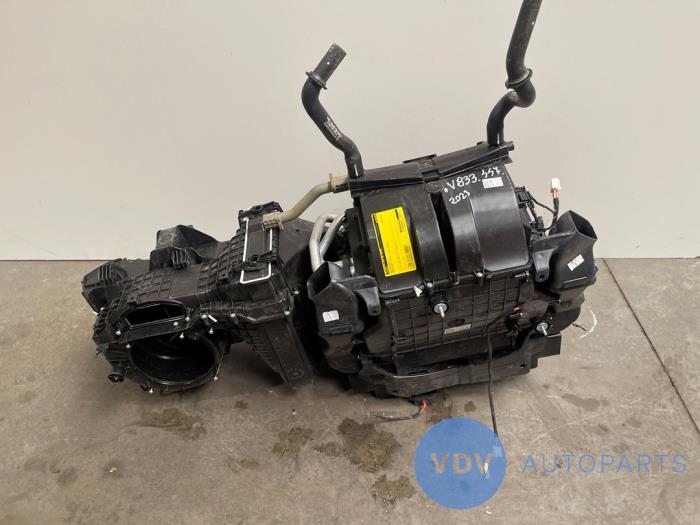 Kachelhuis Mercedes Vito