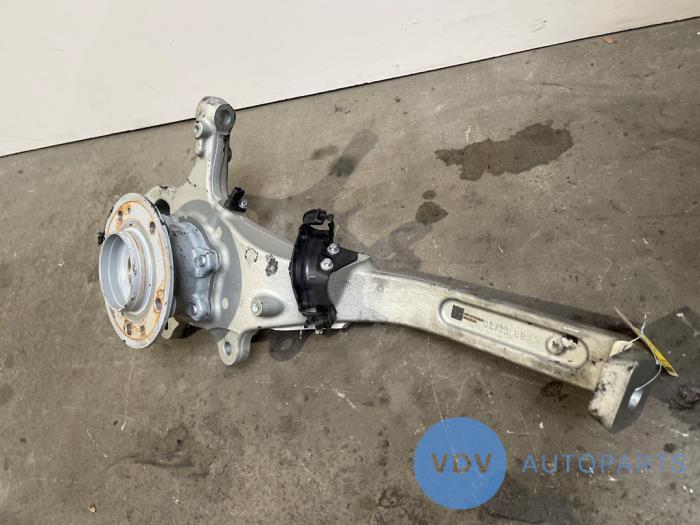 Knuckle, front left Mercedes G-Klasse