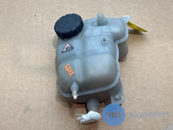 Expansion vessel Mercedes CLA