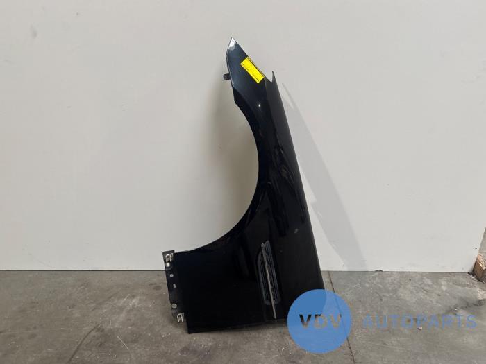 Front wing, left Mercedes SLK