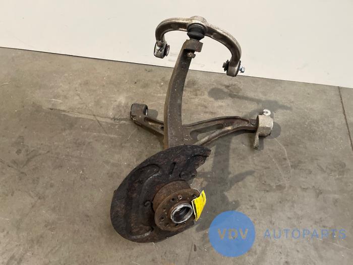 Fusee links-voor Mercedes GL-KLASSE