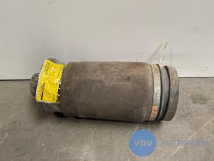 Gebruikte Luchtbalg Mercedes GL (X164) 4.0 GL 420 CDI V8 32V Prijs € 181,50 Inclusief btw aangeboden door Autoparts Van De Velde