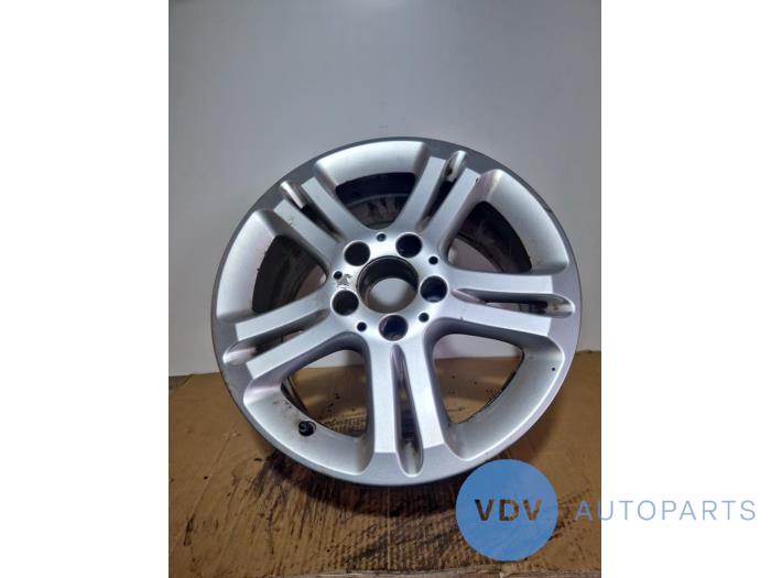 Obrecz Mercedes E-Klasse