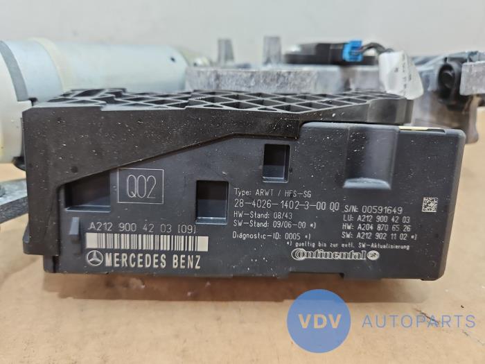 Motor del portón trasero Mercedes E-Klasse