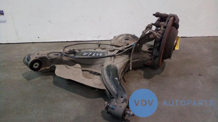 Achsschenkelhalter links hinten Mercedes Vito