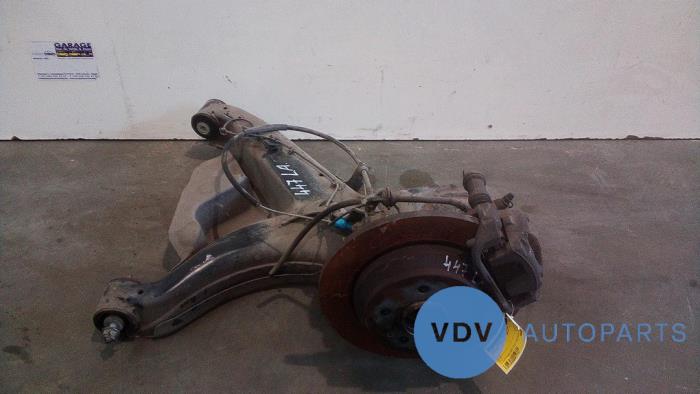 Achsschenkelhalter links hinten Mercedes Vito