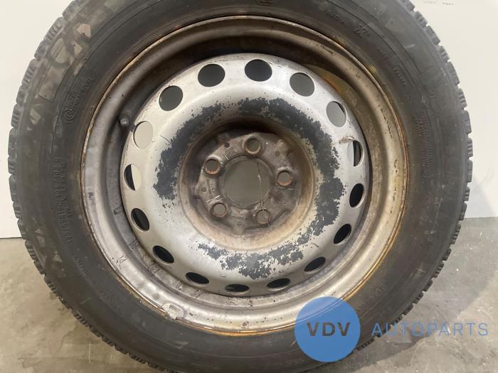 Jante + pneu d'hiver Mercedes Vito