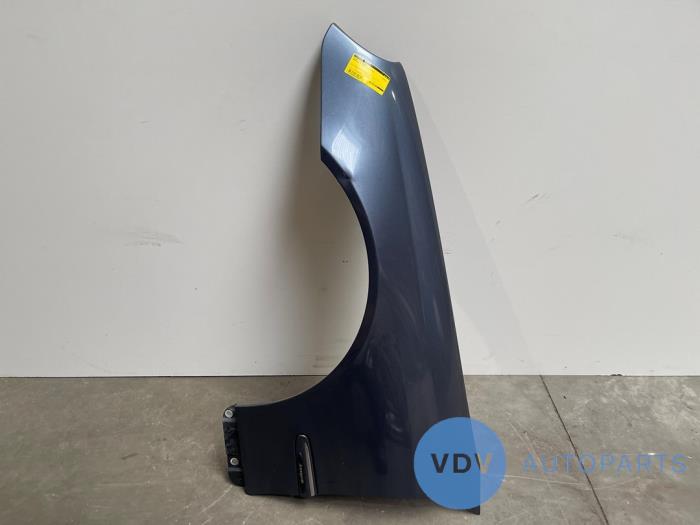 Front wing, left Mercedes C-Klasse