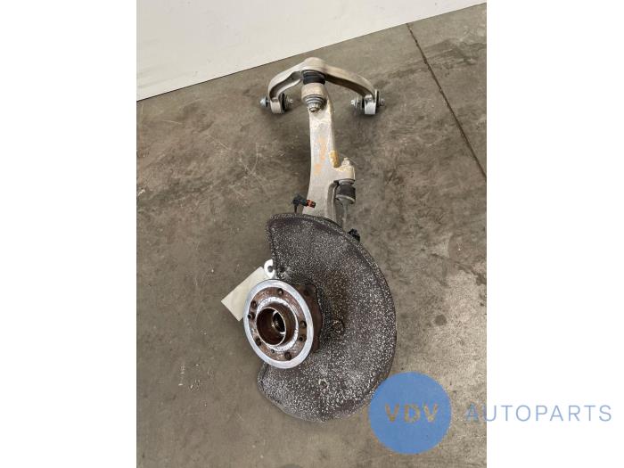 Knuckle, front right Mercedes GL-KLASSE