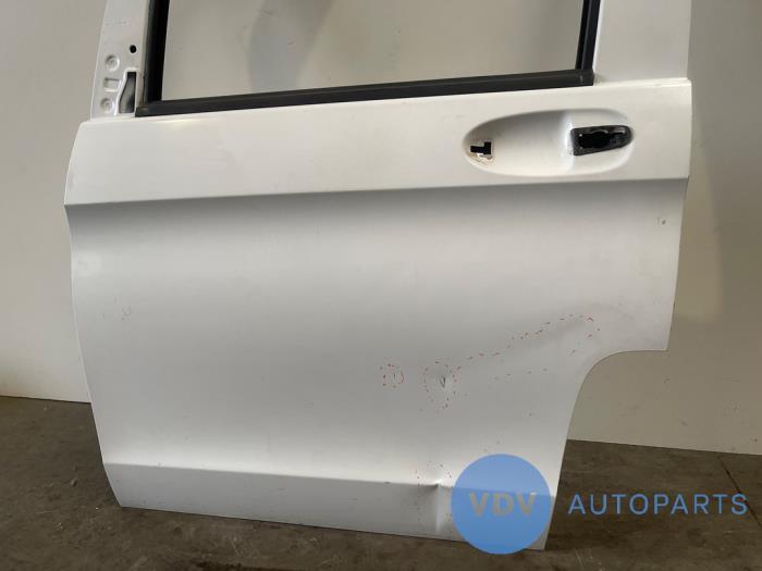 Drzwi lewe przednie wersja 4-drzwiowa Mercedes Vito