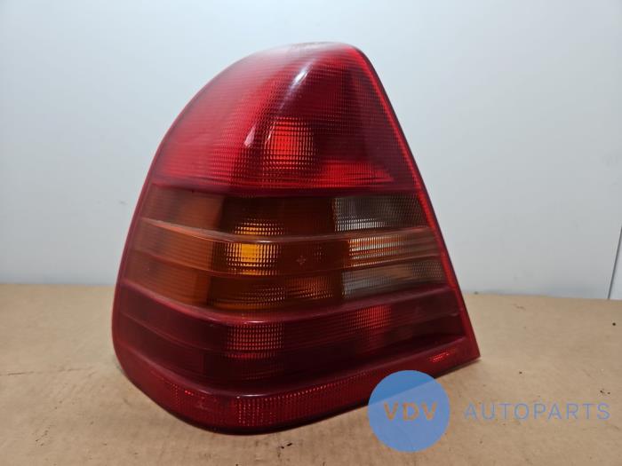 Tylne swiatlo pozycyjne lewe Mercedes C-Klasse