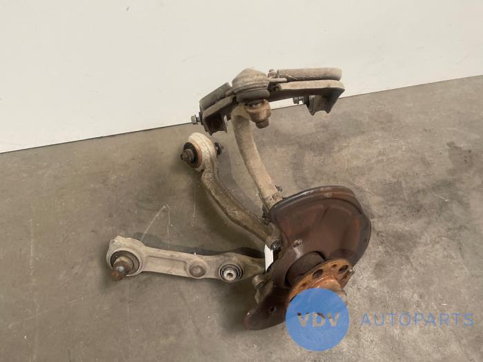 Knuckle, front right Mercedes E-Klasse