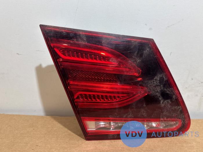 Luz trasera izquierda Mercedes E-Klasse