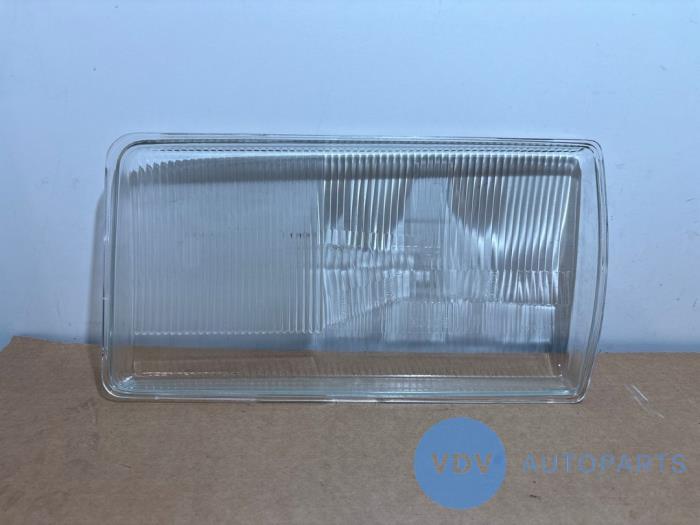 Klosz reflektora prawy Mercedes 200 - 500