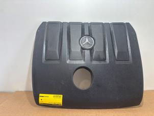 Gebruikte Afdekplaat motor Mercedes A (177.0) 1.5 A-160d Prijs € 60,50 Inclusief btw aangeboden door Autoparts Van De Velde