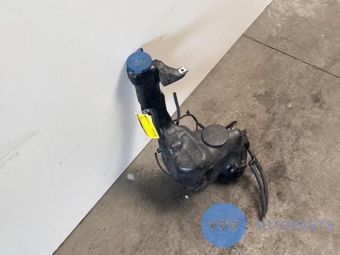 Front windscreen washer reservoir Mercedes C-Klasse